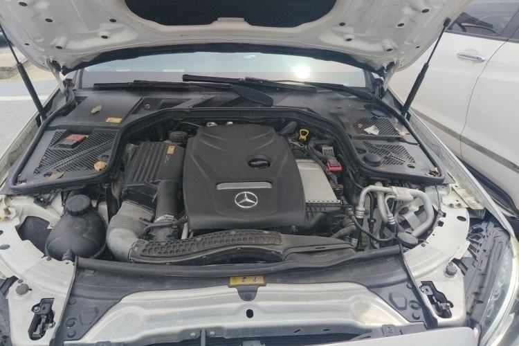 Used Mercedes-Benz C-Class 2015 C 200 L Sport Edition Engine Bay