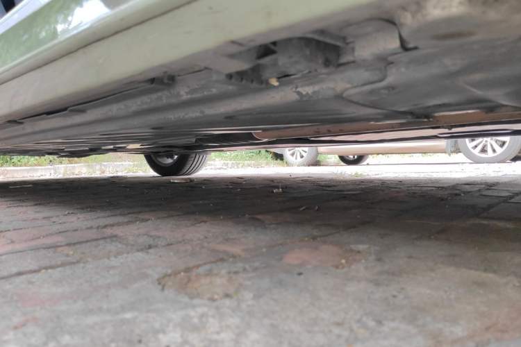 Used Mercedes-Benz C-Class 2015 Revised C 200 L Sport Edition Chassis Front Right