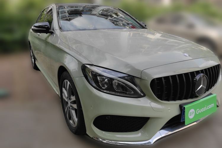 Used Mercedes-Benz C-Class 2015 Revised C 200 L Sport Edition Front Right 45 Deg