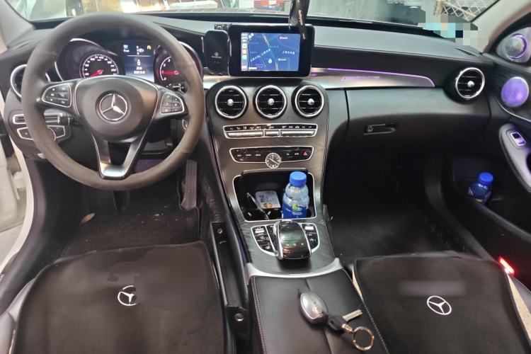 Used Mercedes-Benz C-Class 2015 C 200 L Sport Edition Center Console