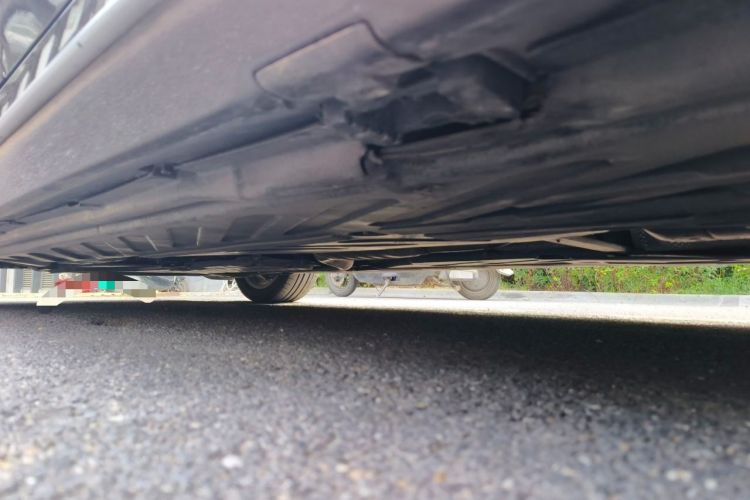 Used Mercedes-Benz C-Class 2015 C 200 L Sport Edition Chassis Rear Left