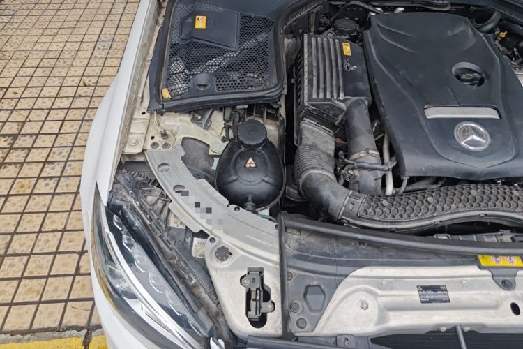 Used Mercedes-Benz C-Class 2015 Revised C 200 L Sport Edition Engine Bay Right