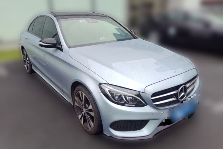 Used Mercedes-Benz C-Class 2015 C 200 Sport Edition 4MATIC Front Right 45 Deg