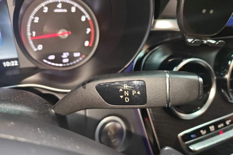 Used Mercedes-Benz C-Class 2015 C 200 L Sport Edition Gear Lever