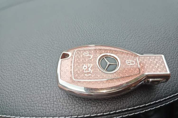 Used Mercedes-Benz C-Class 2015 Revised C 200 L Sport Edition Vehicle Key