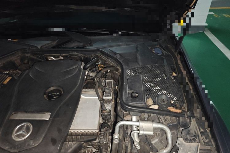 Used Mercedes-Benz C-Class 2015 Revised C 200 L Sport Edition Engine Bay Left