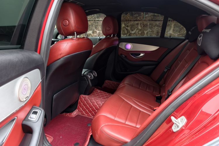 Used Mercedes-Benz C-Class 2015 C 200 Sport Edition Interior 2