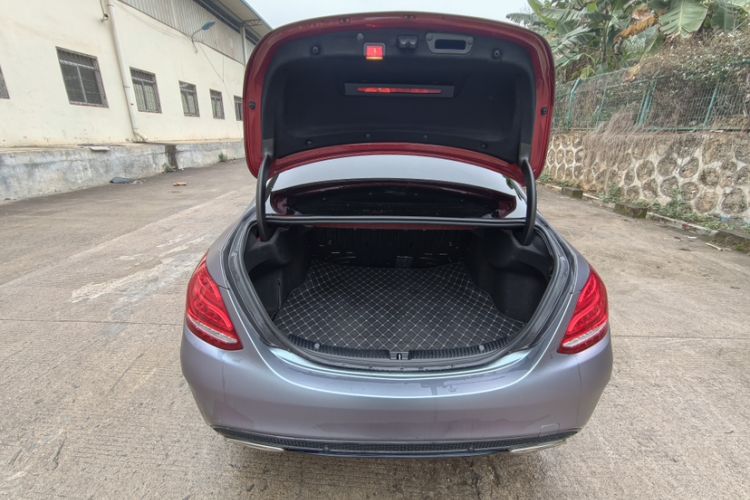 Used Mercedes-Benz C-Class 2015 C 200 Sport Edition Interior 3