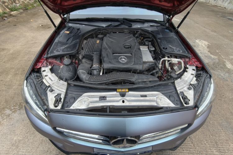 Used Mercedes-Benz C-Class 2015 C 200 Sport Edition Interior 4