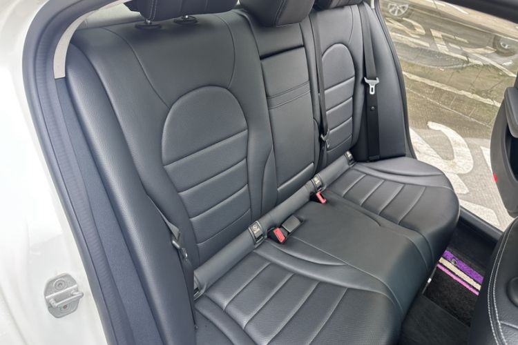 Used Mercedes-Benz C-Class 2015 C 200 L Sport Edition Interior 7