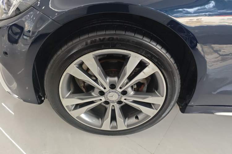 Used Mercedes-Benz C-Class 2015 C 200 L 4MATIC Sport Edition Left Front Wheel Hub