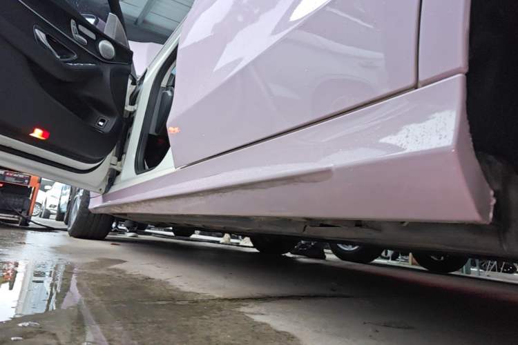Used Mercedes-Benz C-Class 2015 C 200 L Sport Edition Left Side Sill