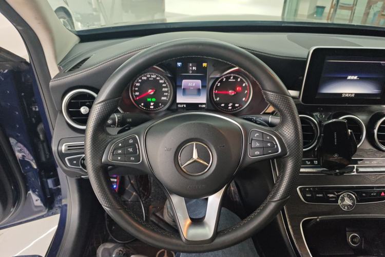 Used Mercedes-Benz C-Class 2015 C 200 L 4MATIC Sport Edition Steering Wheel