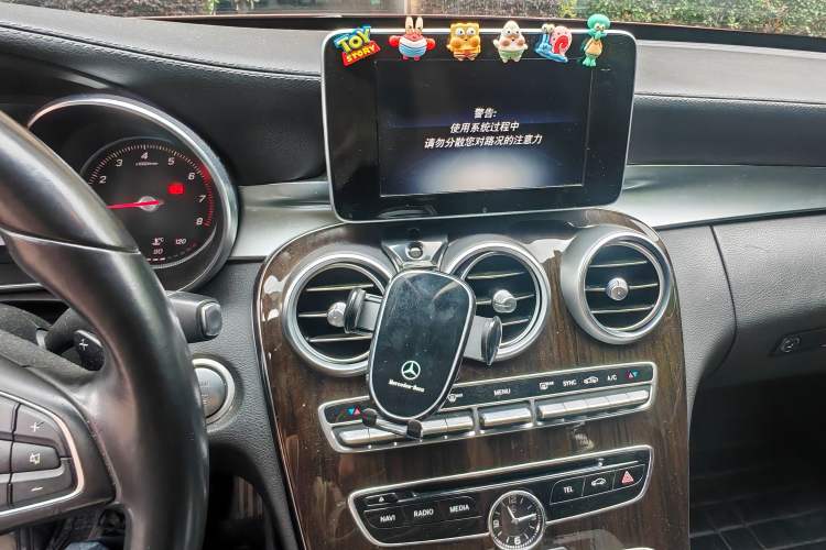 Used Mercedes-Benz C-Class 2015 Facelift C 180 L Audio And AC Panel