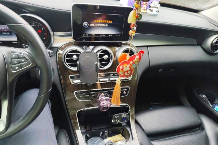 Used Mercedes-Benz C-Class 2015 C 180 L Audio And AC Panel