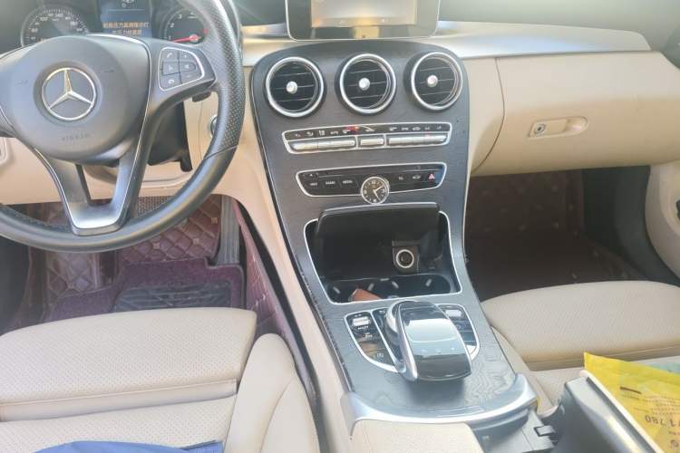Used Mercedes-Benz C-Class 2015 Restyled C 180 L Sport Edition Audio And AC Panel
