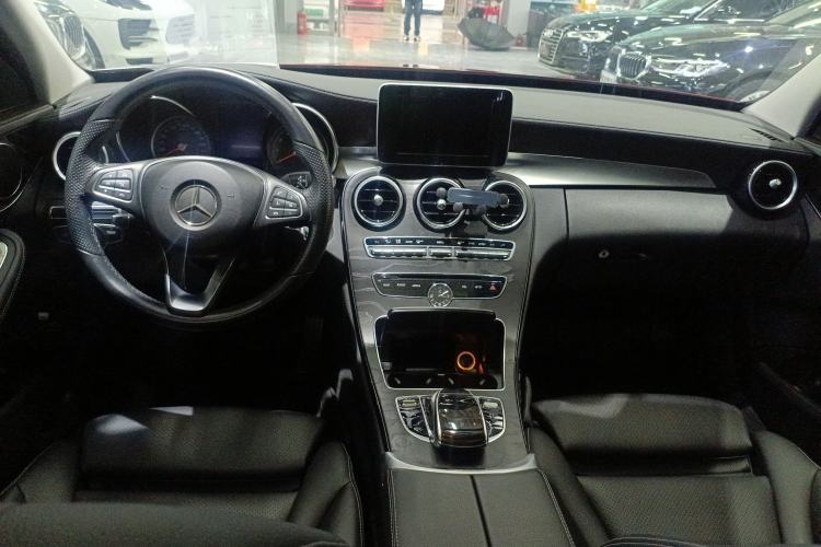 Used Mercedes-Benz C-Class 2015 Revised C 200 L Sport Edition Center Console