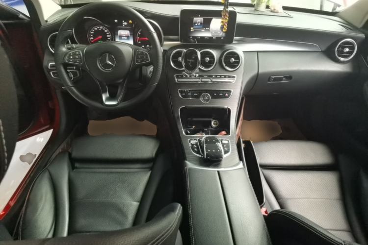 Used Mercedes-Benz C-Class 2015 C 180 L Sport Edition Center Console