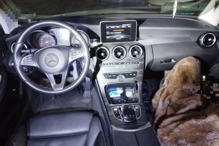 Used Mercedes-Benz C-Class 2015 Revised C 200 L Sport Edition Center Console