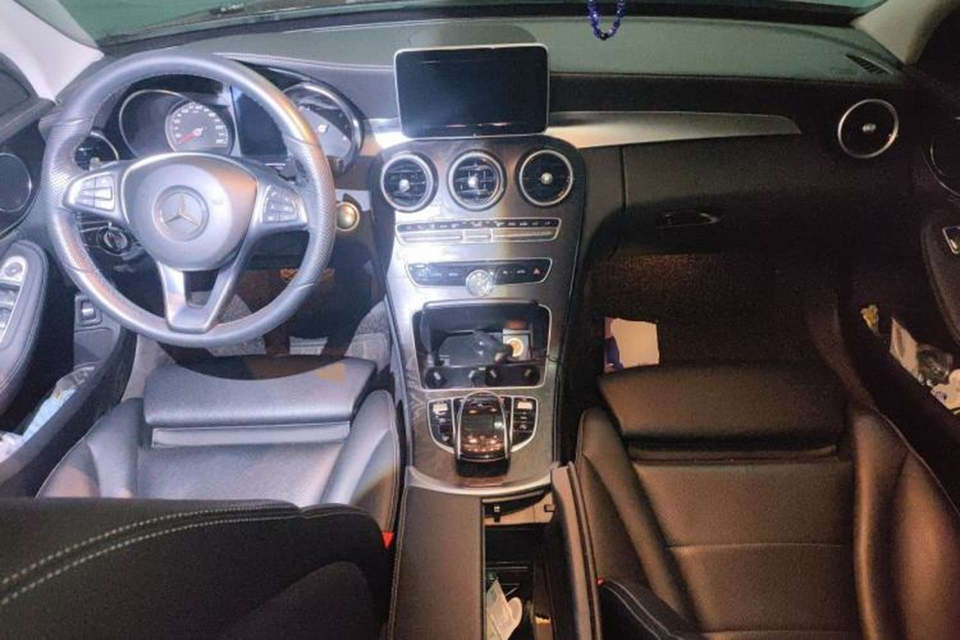 Used Mercedes-Benz C-Class 2015 C 200 L Sport Edition Center Console
