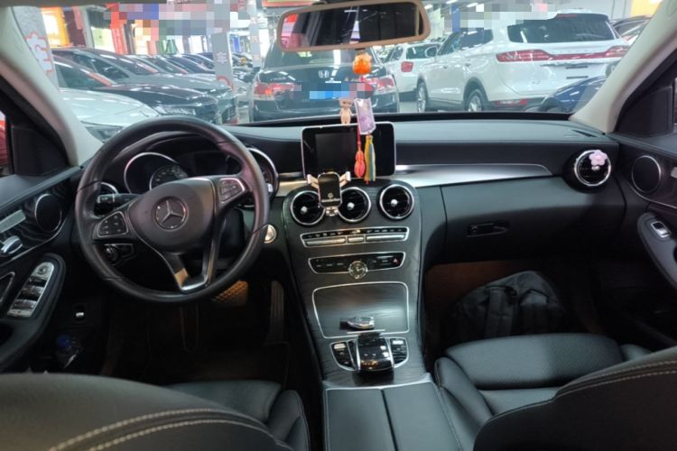Used Mercedes-Benz C-Class 2015 Revised C 200 L Sport Edition Center Console