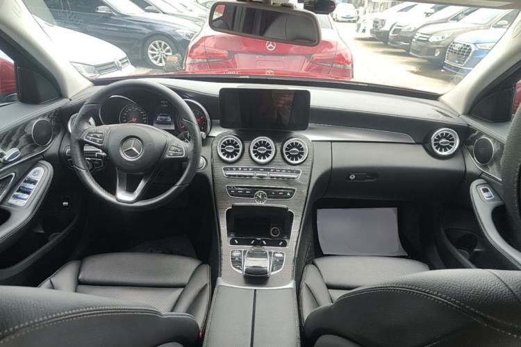 Used Mercedes-Benz C-Class 2015 Restyled C 180 L Sport Edition Center Console
