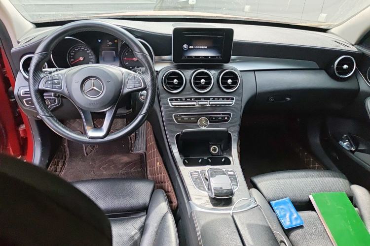 Used Mercedes-Benz C-Class 2015 C 200 L Sport Edition Center Console