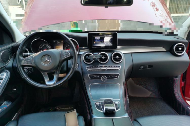 Used Mercedes-Benz C-Class 2015 Restyled C 180 L Sport Edition Center Console