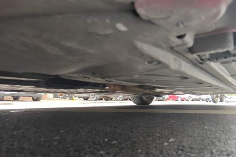 Used Mercedes-Benz C-Class 2015 C 200 L Sport Edition Chassis Front Left