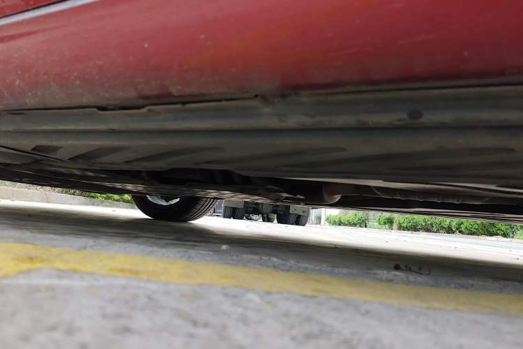 Used Mercedes-Benz C-Class 2015 C 200 L 4MATIC Chassis Front Left