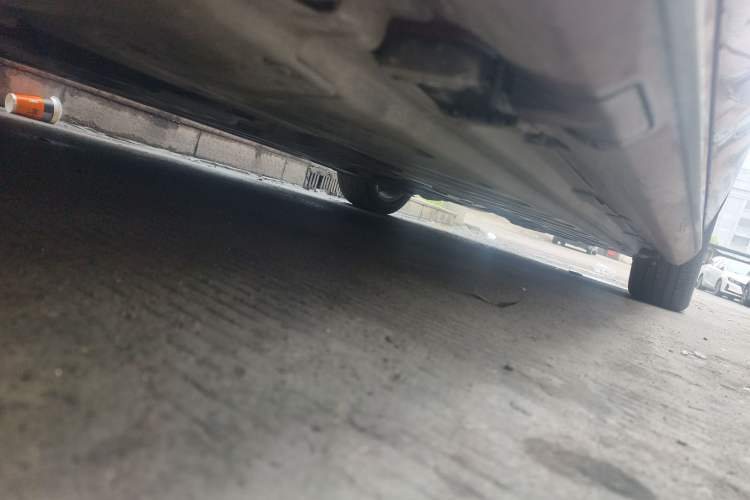 Used Mercedes-Benz C-Class 2015 Revised C 200 L Sport Edition Chassis Front Left