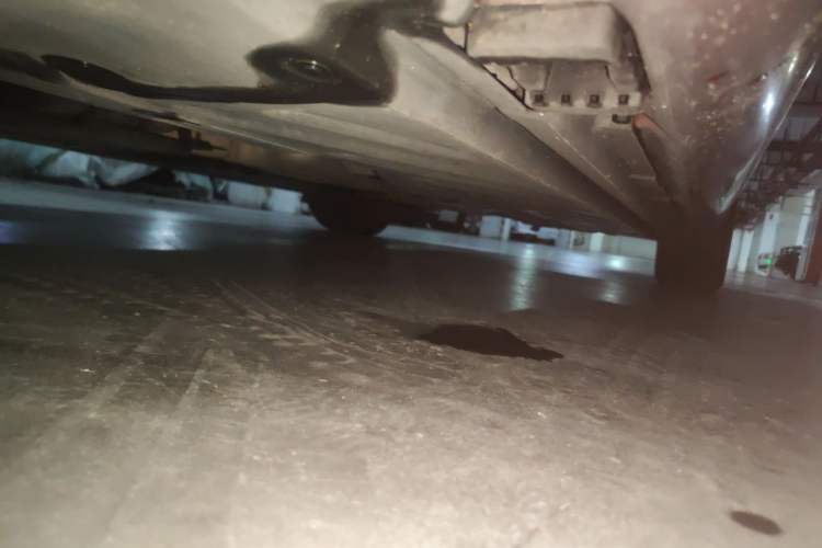 Used Mercedes-Benz C-Class 2015 C 200 L Chassis Front Left