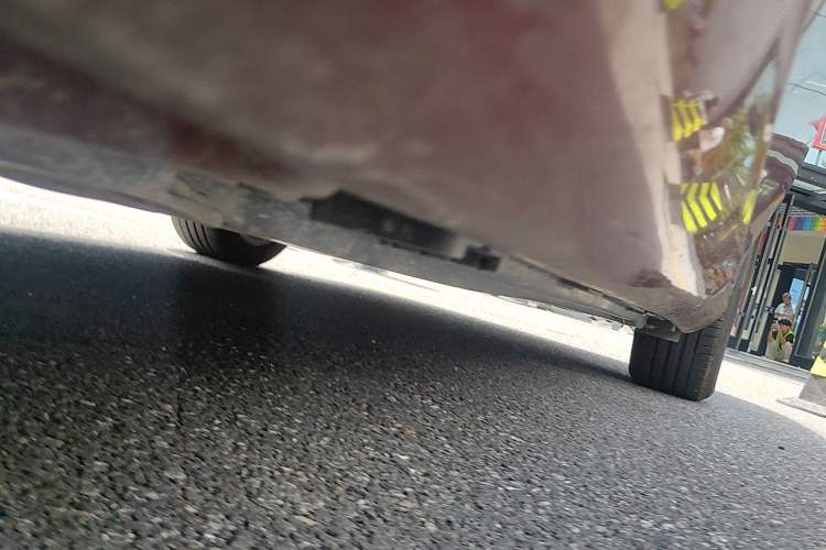 Used Mercedes-Benz C-Class 2015 Facelift C 200 L Chassis Front Left
