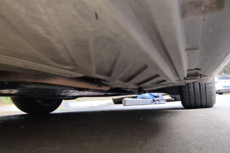Used Mercedes-Benz C-Class 2015 Revised C 200 L Sport Edition Chassis Front Right