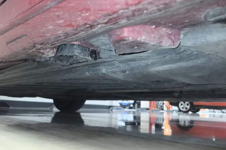 Used Mercedes-Benz C-Class 2015 C 200 Sport Edition 4MATIC Chassis Front Right