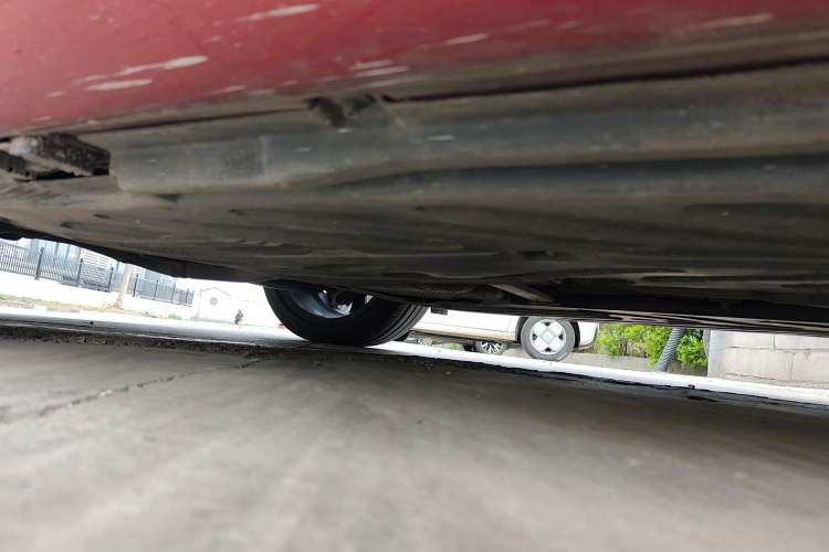 Used Mercedes-Benz C-Class 2015 C 200 L 4MATIC Chassis Rear Right
