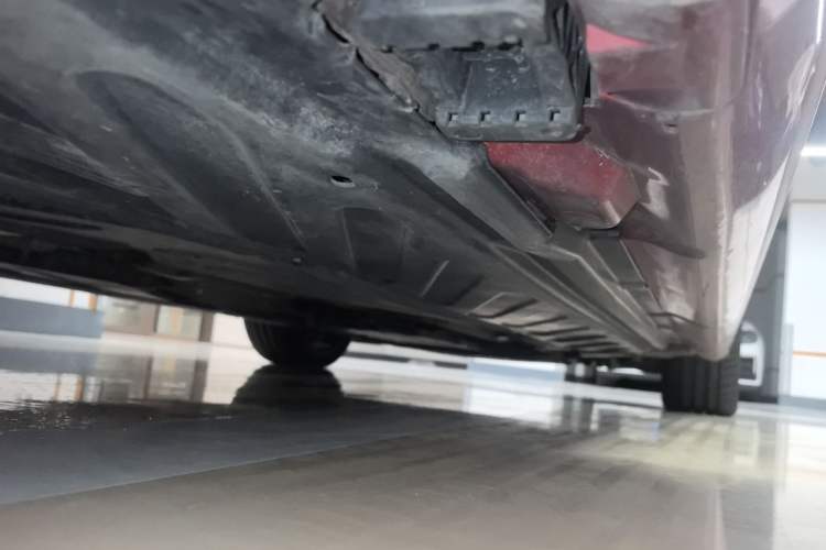 Used Mercedes-Benz C-Class 2015 C 200 Sport Edition 4MATIC Chassis Rear Right