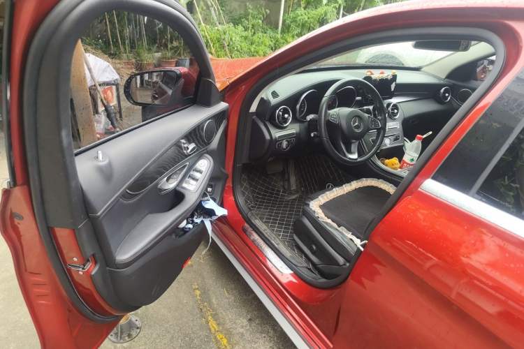Used Mercedes-Benz C-Class 2015 Restyled C 180 L Sport Edition Driver Seat