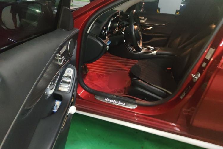 Used Mercedes-Benz C-Class 2015 Revised C 200 L Sport Edition Driver Seat