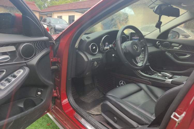 Used Mercedes-Benz C-Class 2015 C 200 L Sport Edition Driver Seat