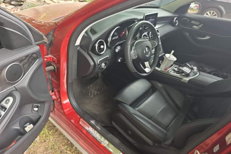 Used Mercedes-Benz C-Class 2015 Revised C 200 L Sport Edition Driver Seat