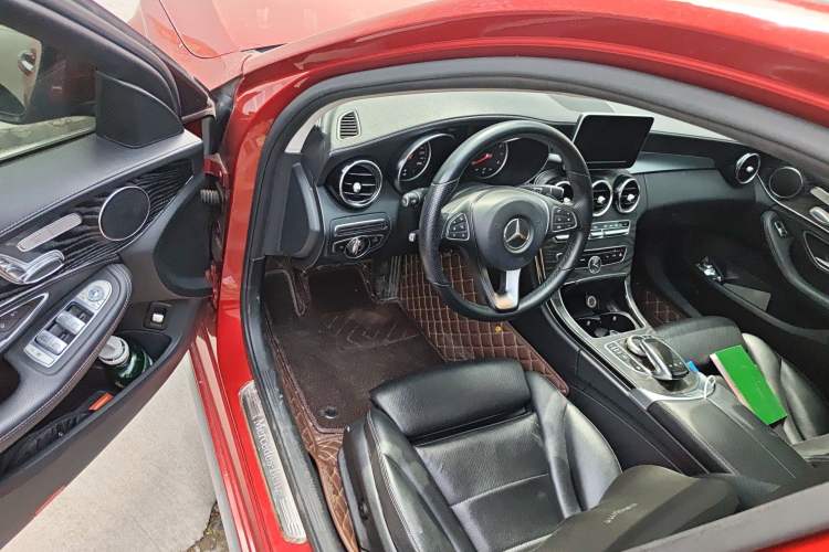 Used Mercedes-Benz C-Class 2015 C 200 L Sport Edition Driver Seat