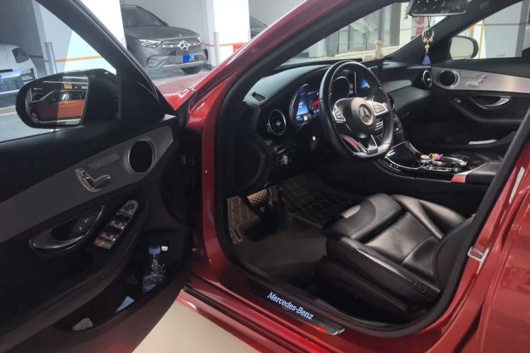 Used Mercedes-Benz C-Class 2015 C 200 Sport Edition 4MATIC Driver Seat