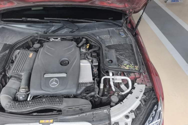 Used Mercedes-Benz C-Class 2015 C 200 Sport Edition 4MATIC Engine Bay Left