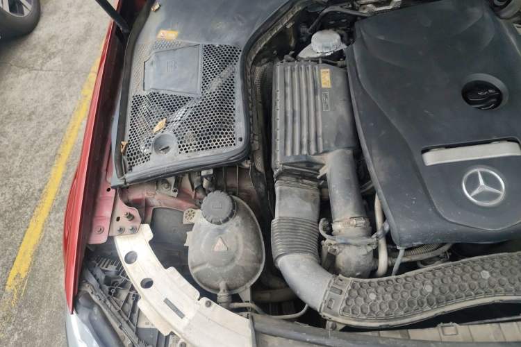 Used Mercedes-Benz C-Class 2015 Restyled C 180 L Sport Edition Engine Bay Right