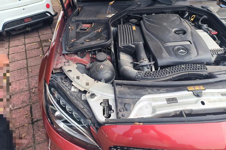 Used Mercedes-Benz C-Class 2015 C 200 L Sport Edition Engine Bay Right