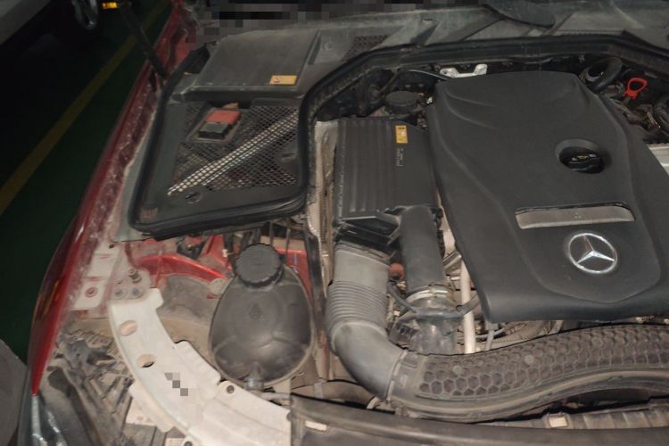 Used Mercedes-Benz C-Class 2015 C 180 L Engine Bay Right