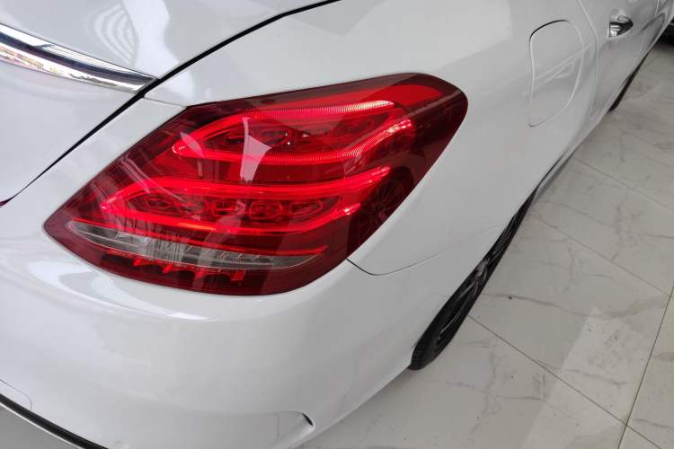 Used Mercedes-Benz C-Class 2015 C 200 L Sport Edition Exterior 3