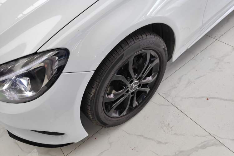 Used Mercedes-Benz C-Class 2015 C 200 L Sport Edition Exterior 4