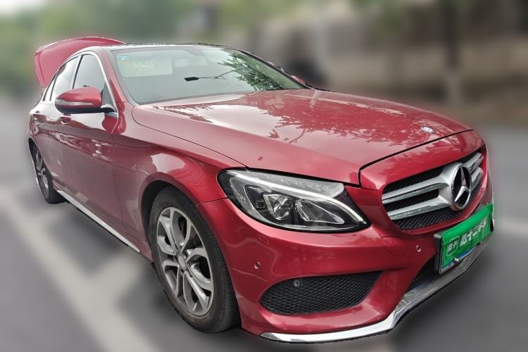Used Mercedes-Benz C-Class 2015 C 200 L Sport Edition Front Right 45 Deg